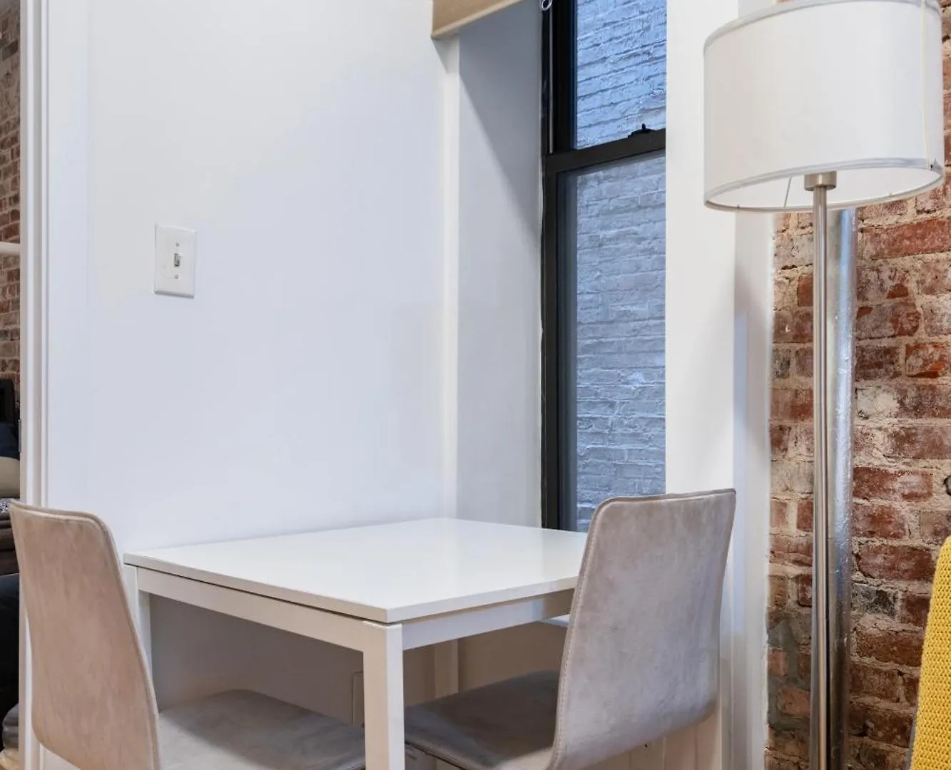 2 Bedroom Paradise In Upper East Side New York Apartment